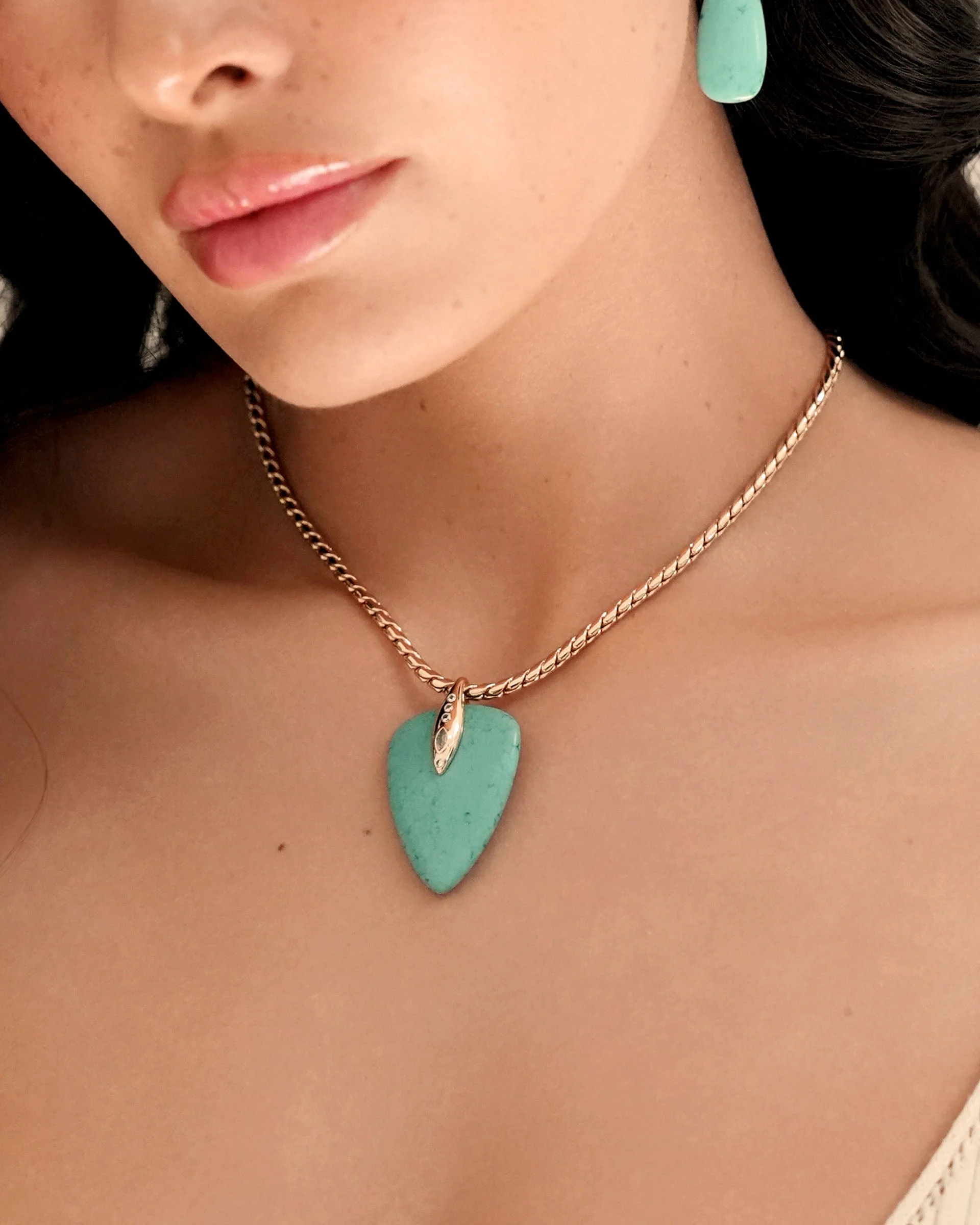 Turquoise Solstice Pendant Choker - Futureuc