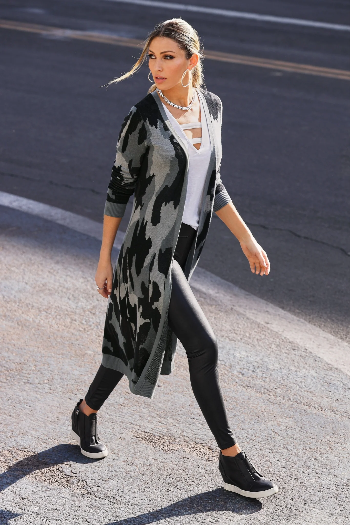 Camo Long Sleeve Duster Black/Gray - Futureuc