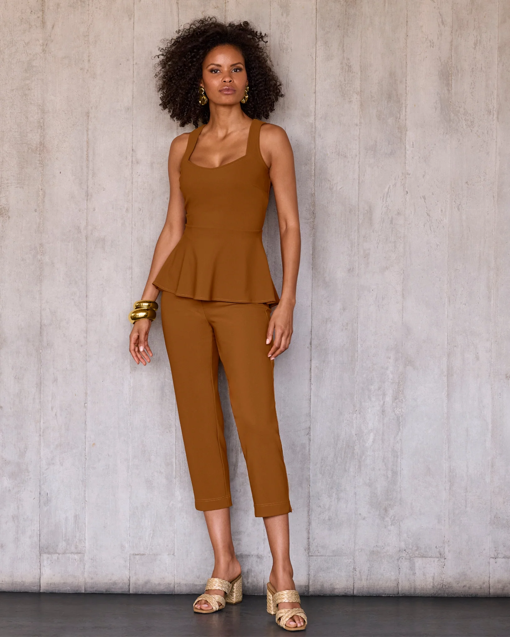 Beyond Travel Crop Pant Toffee - Futureuc