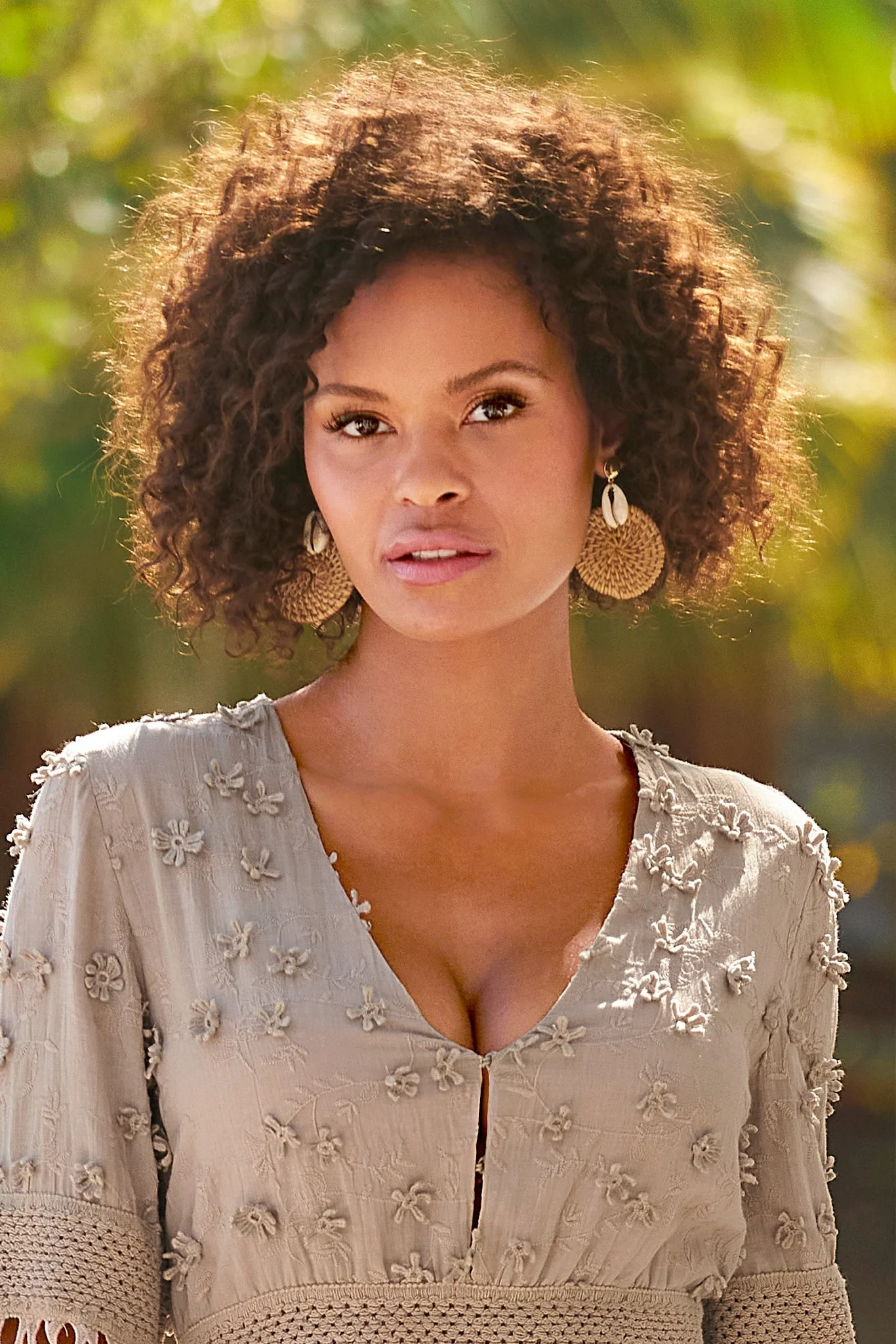 Woven Seashell Earrings Neutral Multi - Futureuc