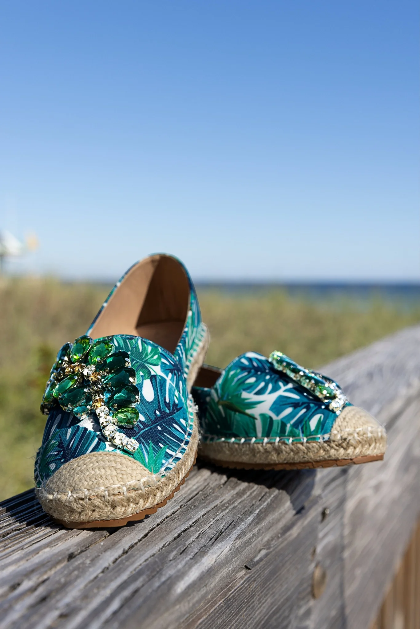 Tropical Embellished Closed Toe Flat Multi - Futureuc