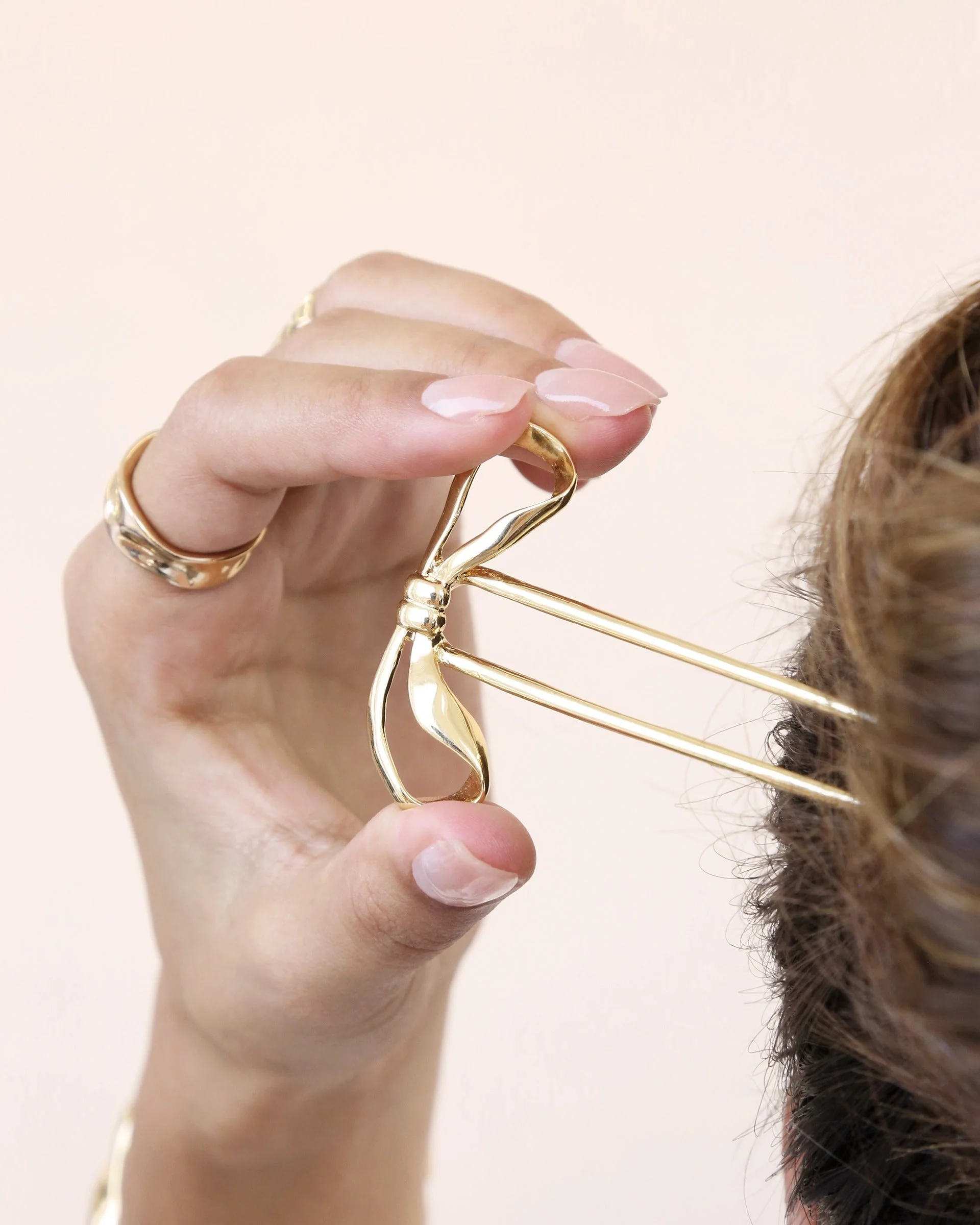 Bow Organica Hair Pin - Futureuc