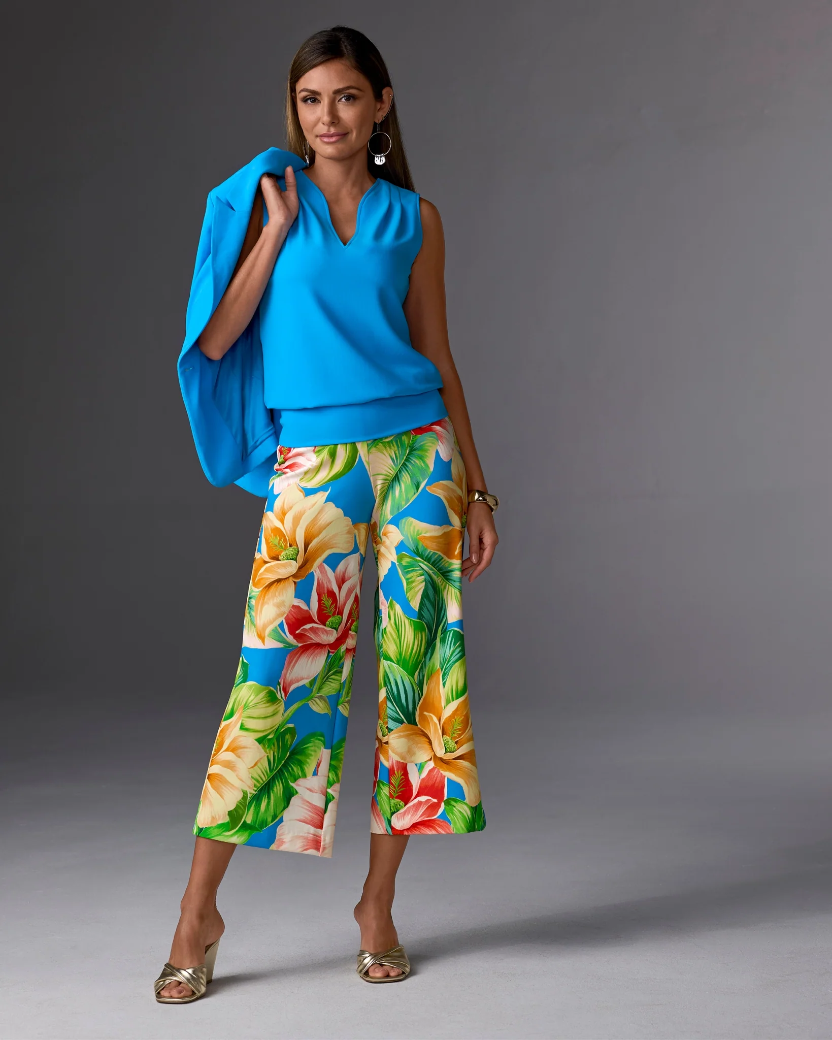 Beyond Travel Wide Leg Crop Print Pant Blue Multi - Futureuc